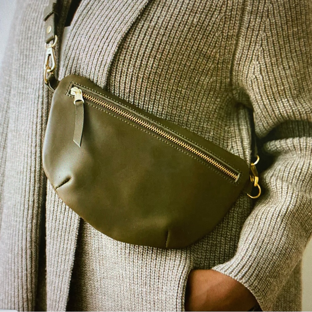 Alley Abby leather sling bag small - Picture 4 of 8